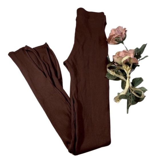 Naked Wardrobe Snatched and Slit Leggings in Chocolate - Picture 3 of 7